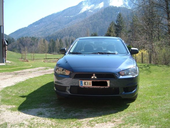 Mitsubishi Lancer - 