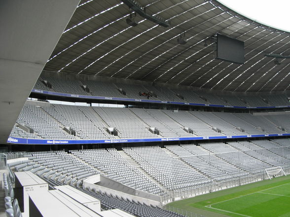 ^^AlliAnZ AreNA^^ - 