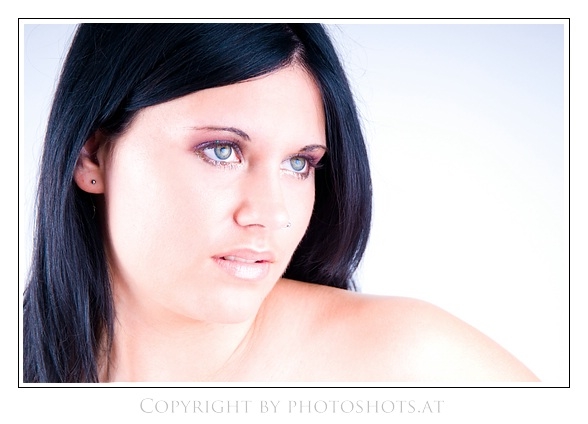 **ShOoTiNg bY ThOmAs** - 