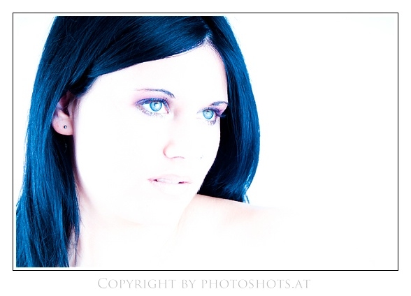 **ShOoTiNg bY ThOmAs** - 