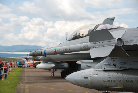 AIRPOWER 09 - 