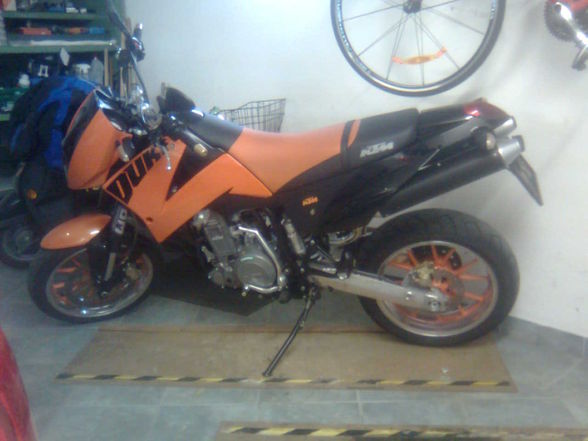 KTM 640 Duke 2 - 