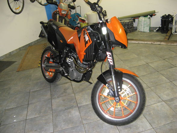 KTM 640 Duke 2 - 