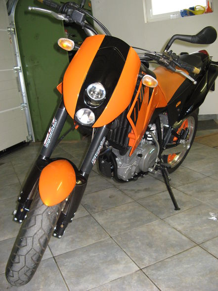 KTM 640 Duke 2 - 