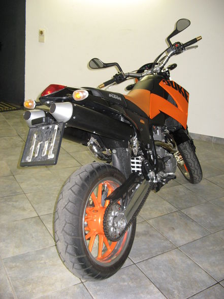 KTM 640 Duke 2 - 