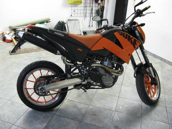 KTM 640 Duke 2 - 