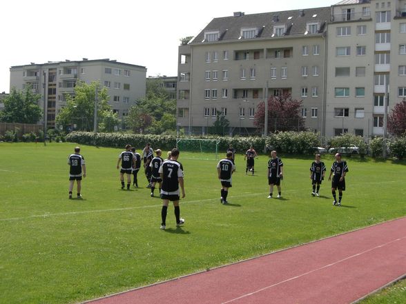 Fussball Kuchikäschtli+folgen Absturtz - 