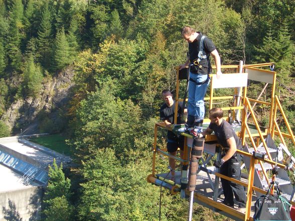 Bungee Jumping - 