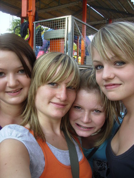 girls day=> volksfest - 