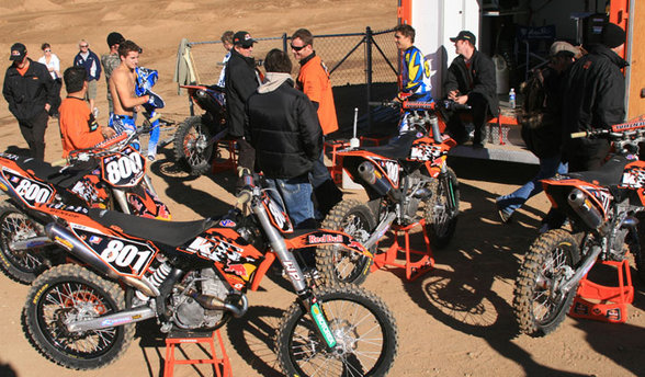 KTM_RACING - 