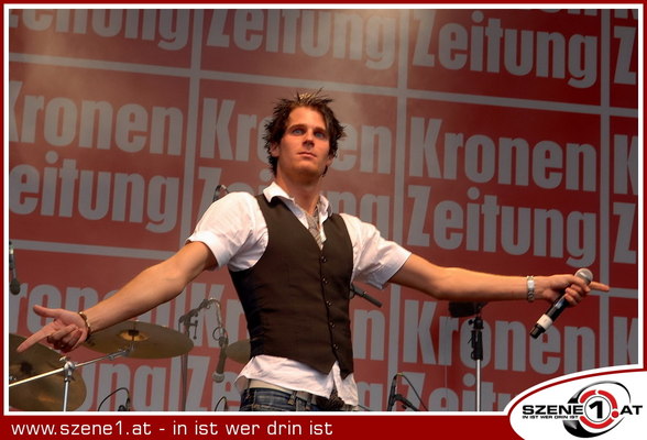 °~KrOneFeSt~° - 