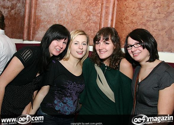 [Party hard 2008] - 