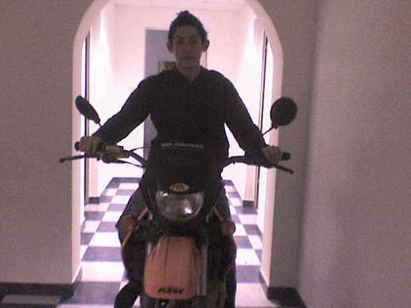 Mei Moped  - 