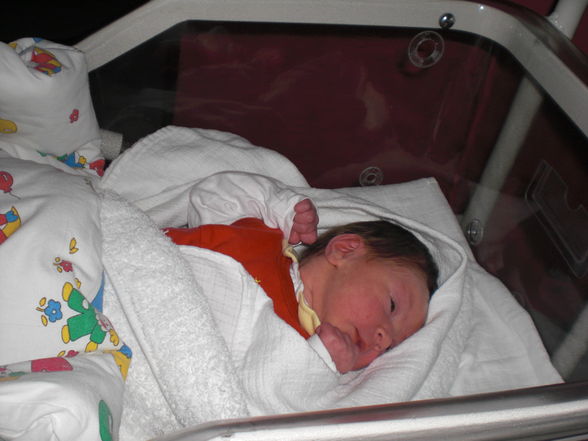 Unsere kleine Viktoria - 