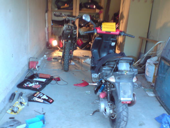 tjo ba uns in da garage - 