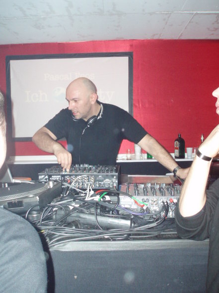 **RAVE ON SNOW FESTIVAL 2006** - 