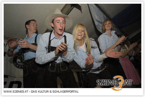 OKTOBERFEST!! - 