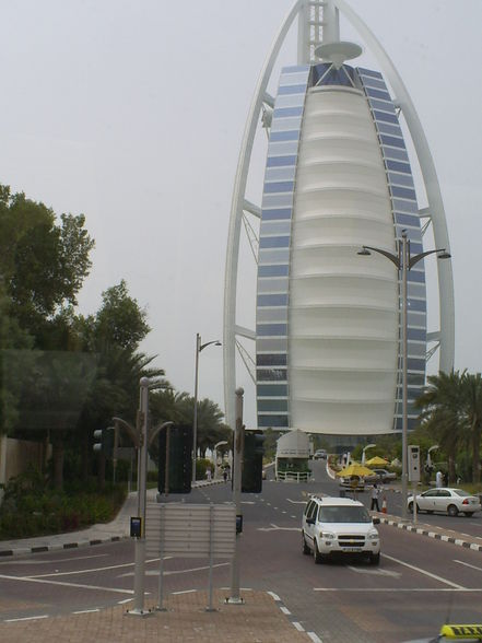 DUBAI 07 - 