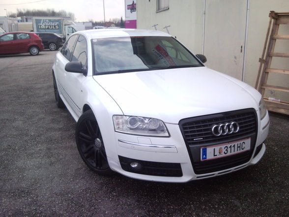 Neues Flaggschiff...AUDI A8 ;) - 