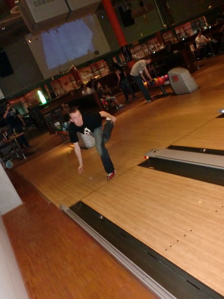 *BOWLING* - 