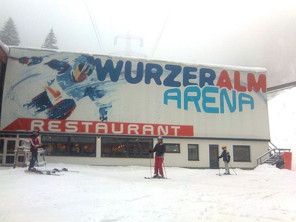 Skifahren auf Wurzeralm 6 Februar 2010 - 