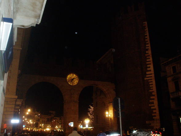 VERONA 12/2007 - 