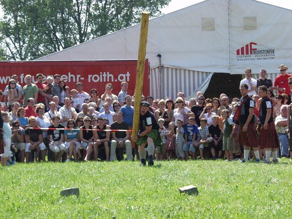 Koxi goes to Highland-Games - 