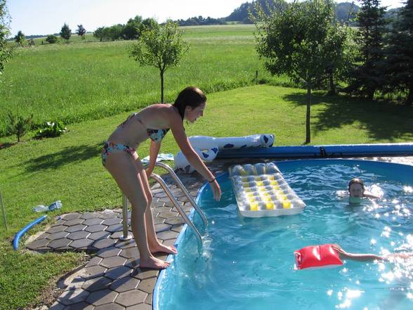 VIG-Poolparty - 