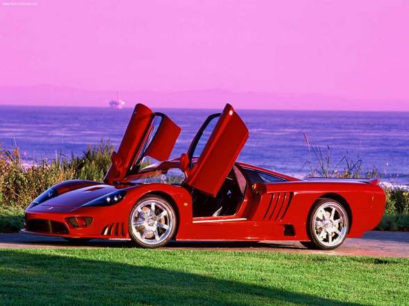 Saleen S7 - 