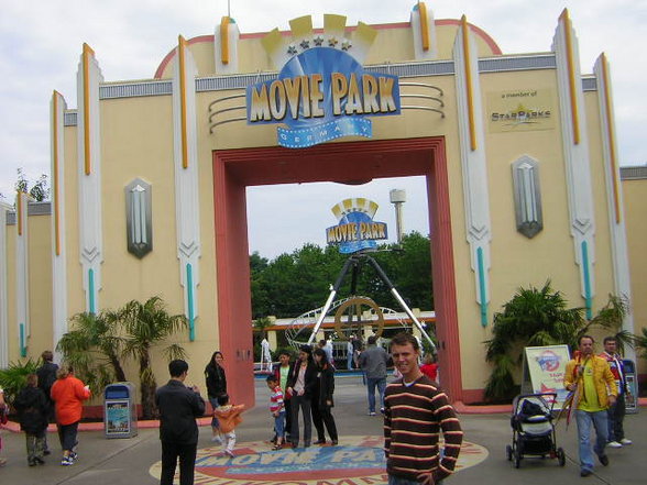 Warner Brothers Movie World - 