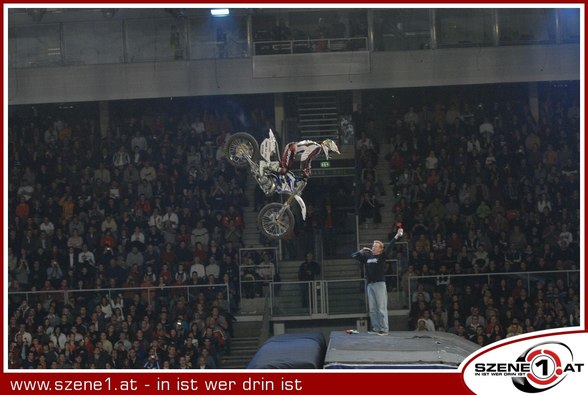 Night of the Jumps (Linz) - 