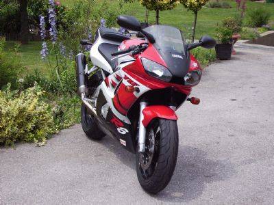 Yamaha R6 - 