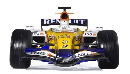 NEW RENAULT F1 - 