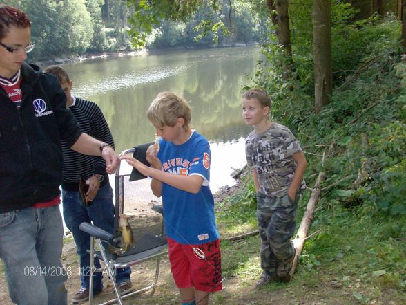 Fischn am Stausee - 