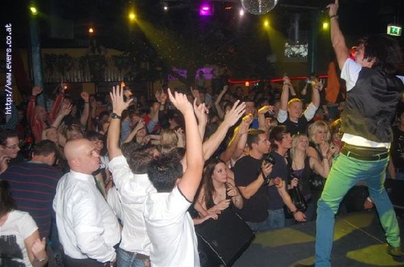 28.11.08 Basshunter im Evers - 