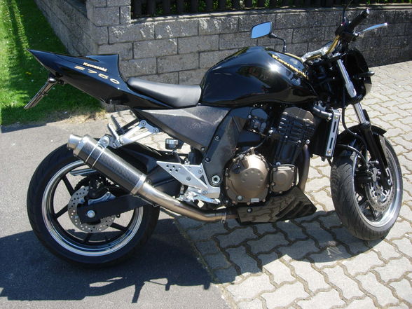 KAWA Z750 - 