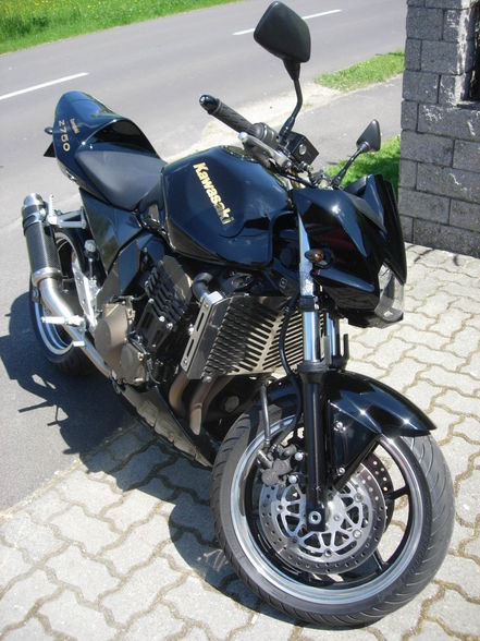 KAWA Z750 - 