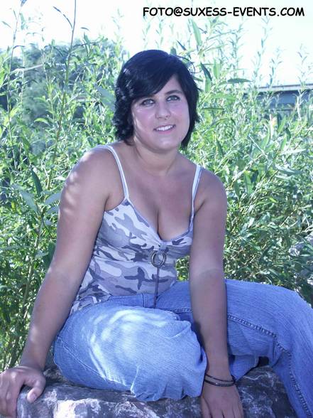 REBECCA, 16 Jahre - 