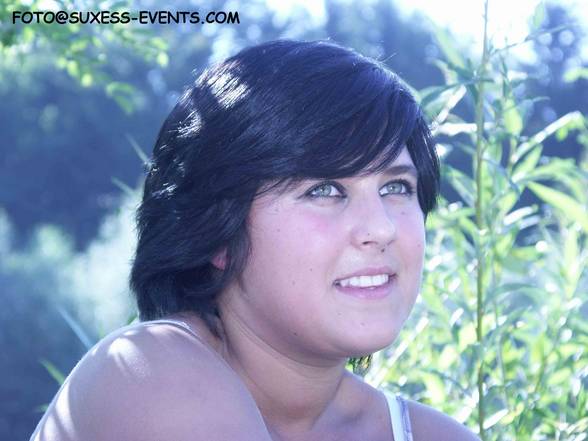 REBECCA, 16 Jahre - 