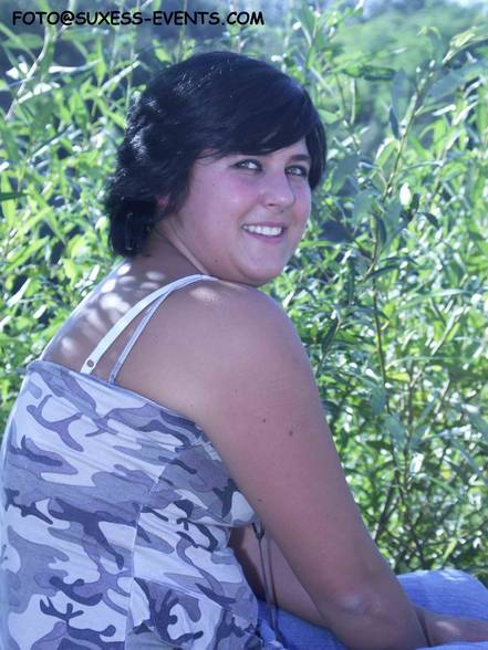 REBECCA, 16 Jahre - 