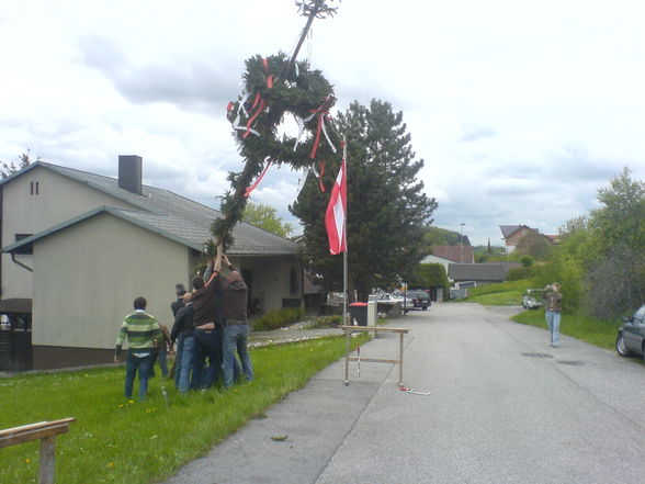 Maibaumaufstellen 2008 - 