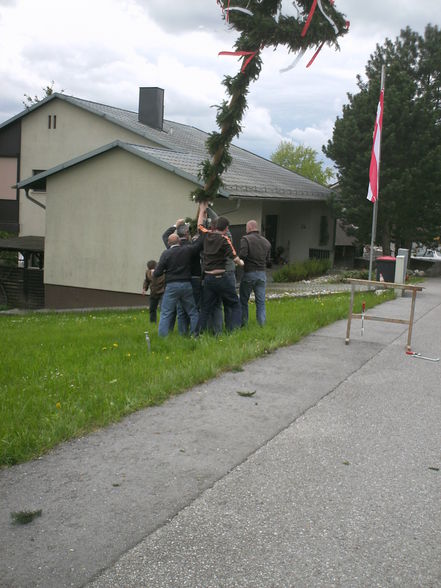 Maibaumaufstellen 2008 - 