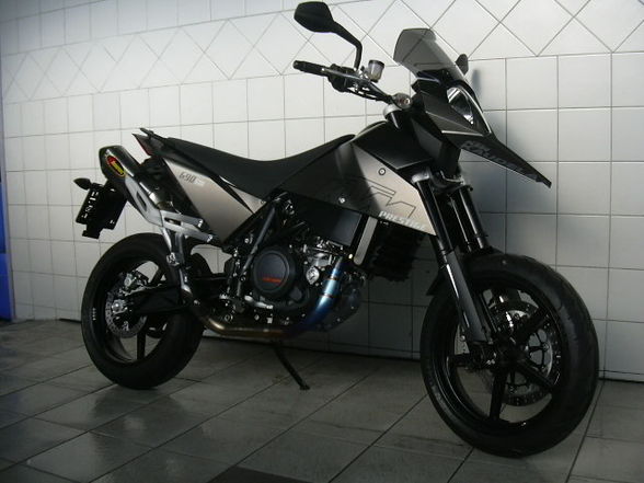 K T M _____  PRESTIGE Supermoto 690  - 