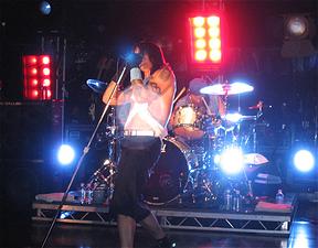 Red Hot Chili Peppers - 