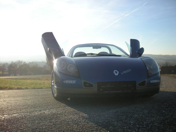 für 1 Wochenende in Renault Spider - 