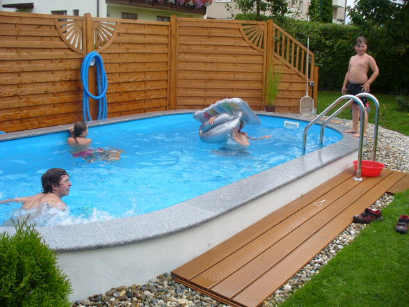 Pool Party - 