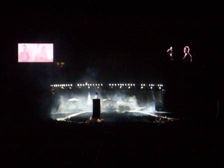 U2 Vertigo Tour 2005 - 