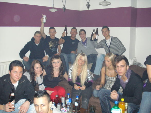 BesT-pArTyY*PeOpLe_ - 