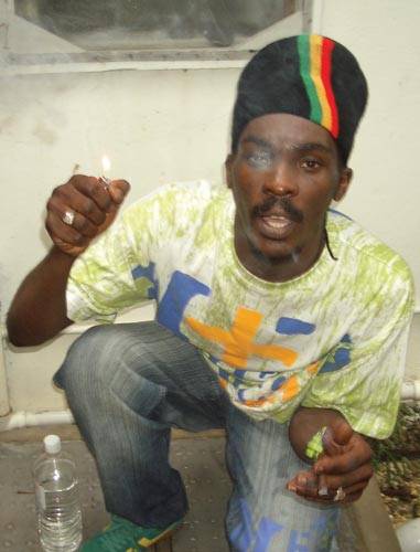 nuff nice pix inna deh ! - 