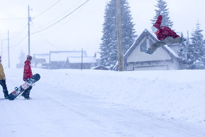 Snowboarding - 